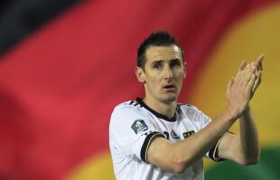 Klose vrea să depăşească recordul de goluri al lui Gerd Müller