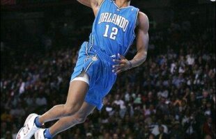 Dwight Howard este cel mai bun apărător din NBA pentru al treilea an consecutiv