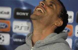 VIDEO / Rio Ferdinand: "Dacă mă veţi vedea făcînd ce-a făcut Alves, vă dau voie să mă faultaţi dur!"