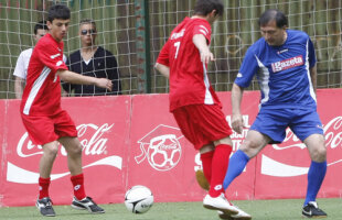 Puştii din liceul "Mircea Eliade" au jucat contra echipei Gazetei » Maitreyi, mai patru...