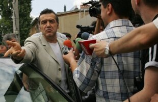 Gigi Becali, plin de nervi cînd a aflat că au picat negocierile pentru pachetele nevîndute: "Fac ceva pe Consiliul Concurenţei"