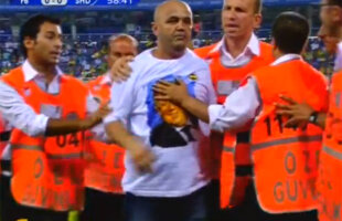 VIDEO Fanii lui Fenerbahce au invadat terenul la amicalul cu Şahtior