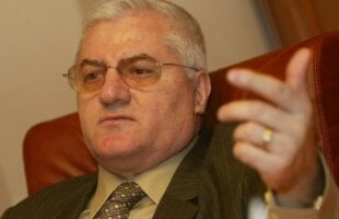 VIDEO » Dumitru Dragomir: ”Mititelu parcă avea boala copiilor, atîtea tîmpenii spunea la televizor, vom dovedi cu documente vinovăţia acestui impostor!”