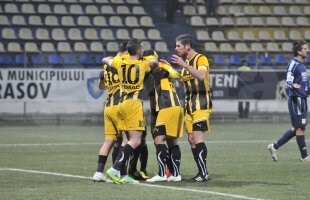 FOTO » FC Braşov - CS Mioveni 4-0. Prima victorie pentru Şumudică pe banca "stegarilor"