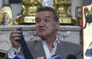 Gigi Becali vede un haos total în stilul Ilie Stan: "Nu ştie sistemul 4-3-3, jucăm după ureche, fotbaliştii stau prost în teren!"