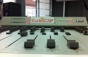 Zi plină la Radio GSP! Bobby Durbac şi Carmen Tocală vor fi invitaţii lui Gabi Safta