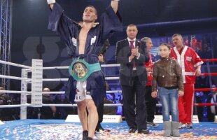 FOTO » Viorel Simion şi-a apărat centura WBC Internaţional în faţa lui Edgar Riovalle