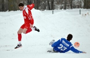 FOTO & VIDEO Trei foşti campioni ai României se pregătesc în zăpadă pentru promovare