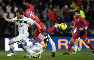 FOTO Podium ratat » Opt ocazii, nici un gol. Şi Steaua se scufundă