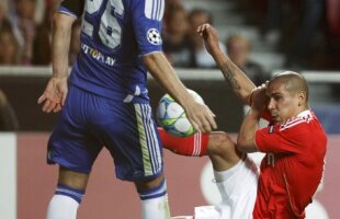 VIDEO Benfica acuză: ”Alta era soarta meciului dacă primeam penalty la henţul lui Terry!”