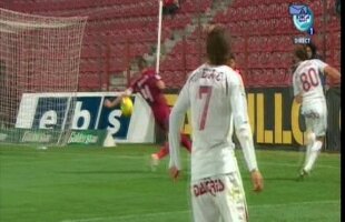 FOTO Penalty refuzat Rapidului în minutul 25!