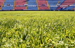 Iar terenul! Levante aşteaptă Barcelona cu un gazon înalt şi neirigat: ”Am plantat flori, nu le putem tăia!”