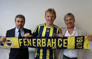 Achiziţie de lux pentru Fenerbahce: l-a luat pe Kuyt, de la Liverpool