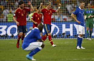 FOTO » Pirlo: "Bacciamo le mani, don Iniesta!" » Spaniolii îi ironizează pe italieni, inspiraţi de Godfather :)