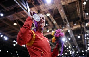 FOTO E medalie, e Alina! » Alina Dumitru a adus prima medalie a României la Londra: argint la judo, categoria 48 kg