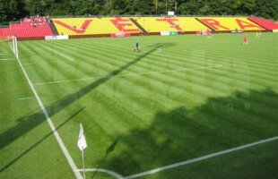 Se joacă la ţară! » GSP vă prezintă stadionul pe care se va disputa turul la Vilnius