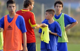 Florin Răducioiu l-a avut ieri pentru prima dată sub comandă la ”naţionala” U15 pe fiul lui Gică Hagi: ”Un băiat inteligent!”