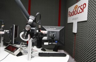 AUDIO Premieră în România! »  Un antrenor din Liga 1 a făcut o dedicaţie la Radio GSP: "E piesa mea favorită"