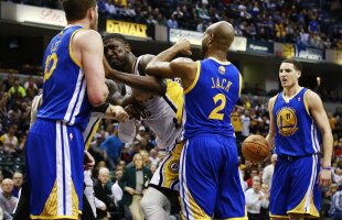 VIDEO Ca-n filme! Bătaie generală la meciul dintre Golden State şi Indiana Pacers :X