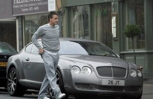 A bătut Steaua, apoi şi-a abandonat Bentley-ul pe autostradă! Terry a luat-o pe drumul lui