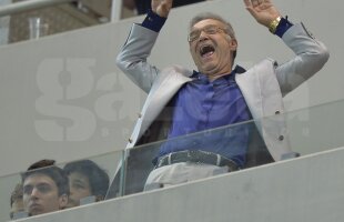 FOTO Circ în lojă » Gigi Becali s-a dat în spectacol pe Naţional Arena