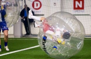 VIDEO Noul sport care face furori în Europa » Norvegienii au inventat "Bubble Football" :)