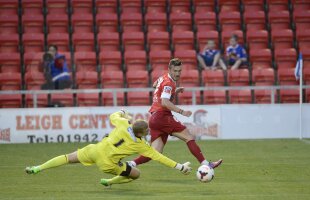 VIDEO+FOTO Doar egal cu Oldham » Dinamo a remizat cu formaţia din liga a treia engleză, 2-2