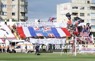 FOTO Entuziasm fără margini la Botoşani » Stadionul, plin cu o oră înainte de meci! Echipa şi-a prezentat şi mascota :)