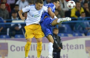 FOTO Planeta Ştiinţa » Războiul Craiovelor s-a terminat la egalitate, 0-0, după un conflict zgomotos pe teren, dar sărac în realizări