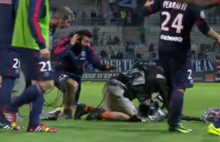 VIDEO Lavezzi s-a ţinut de glume la finalul meciului cu OM » Un cameraman a fost victima, în timp ce-l filma pe Zlatan :)