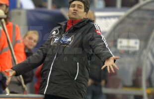 Victor Piţurcă acuză defensiva: "Am primit gol ca în curtea şcolii" » Despre preliminarii: "Ne-am autodepăşit în această campanie"