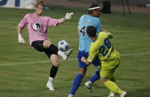 Apelează iar la portar străin » Steaua va aduce un goalkeeper din afară după plecarea lui Tătăruşanu