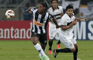 Beşiktaş la picioarele lui Ronaldinho! » Cele 10 cereri de lux ale starului brazilian pentru a semna cu turcii! Salariu fabulos