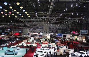 FOTO Fără Dacia e pustiu » La standul românilor e linişte » Care sînt premierele acestui an la Salonul Auto de la Geneva