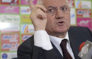 S-a defectat Oracolul :D » Dumitru Dragomir a remarcat un jucător care nu există: "Notaţi-l! O să facă bani mulţi!"