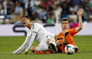 Alertă la Madrid! Cristiano Ronaldo s-a accidentat şi a părăsit terenul în minutul 9 al meciului cu Valladolid