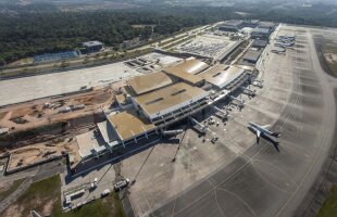 S-a prăbuşit acoperişul » Infrastructură de coşmar! Ploile abundente din Brazilia au afectat şi aeroportul din Manaus