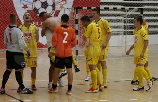 FOTO Suspans şi surprize! » Azi se joacă finalele Cupei Coca-Cola: cea mai importantă competiţie de fotbal în sală destinată elevilor