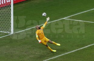 VIDEO Reflex de pisică » Tim Howard a uimit printr-o paradă senzaţională în SUA - Portugalia 2-2