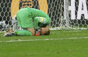 Asul a rămas în mînecă » Louis van Gaal l-a lăsat pe bancă pe Tim Krul şi a mizat pe un portar care n-a apărat un penalty toată cariera!