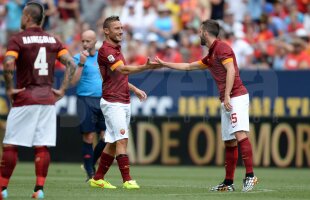 VIDEO Mihai Bălaşa, martor la execuţia verii! Gol uluitor al lui Pjanici în amicalul pierdut de Roma cu Manchester United, scor 2-3