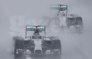 Victorie tristă » Lewis Hamilton s-a impus la Suzuka, dar nu s-a bucurat prea mult de trofeu