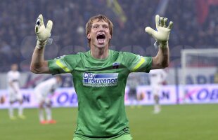 Gest superb al fanilor Stelei pentru Giedrius Arlauskis » Ultraşii din peluză îi dau de gîndit portarului lituanian :D