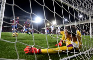 VIDEO Braveheart » Costel Pantilimon a plonjat curajos şi şi-a salvat echipa într-o situaţie-limită cu Everton, scor 1-1