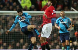 VIDEO Lovit în mînă, s-a luat de gît! Marouane Fellaini candidează la cea mai proastă simulare din istoria Premier League