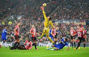 PantiFantasti » Costel Pantilimon e peste titraţii David De Gea şi Joe Hart: e primul şi în topul paradelor din Premier League