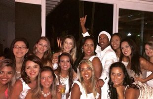 Ronaldinho nu se dezminte » Şi-a petrecut noaptea de Revelion înconjurat de peste 10 femei