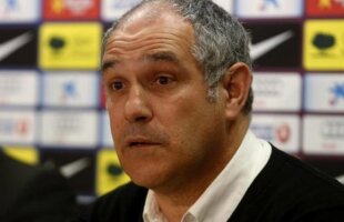 Plecări importante de la Barcelona » Catalanii i-au reziliat contractul lui Andoni Zubizarreta. Şi Carles Puyol a decis să plece!