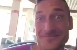 VIDEO Francesco Totti îl ironizează pe Ronaldo :D Căpitanul Romei a imitat strigătul de luptă al portughezului, alături de colegii săi