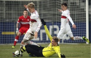 VIDEO Gest unic din partea ultraşilor lui Stuttgart » Se aştepta să fie înjurat, dar fanii l-au şocat